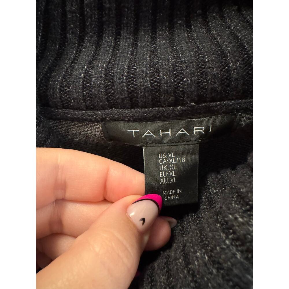 Tahari XL Black & White Buffalo Plaid Turtleneck Sweater Cozy Oversized Knit - Picture 2 of 4